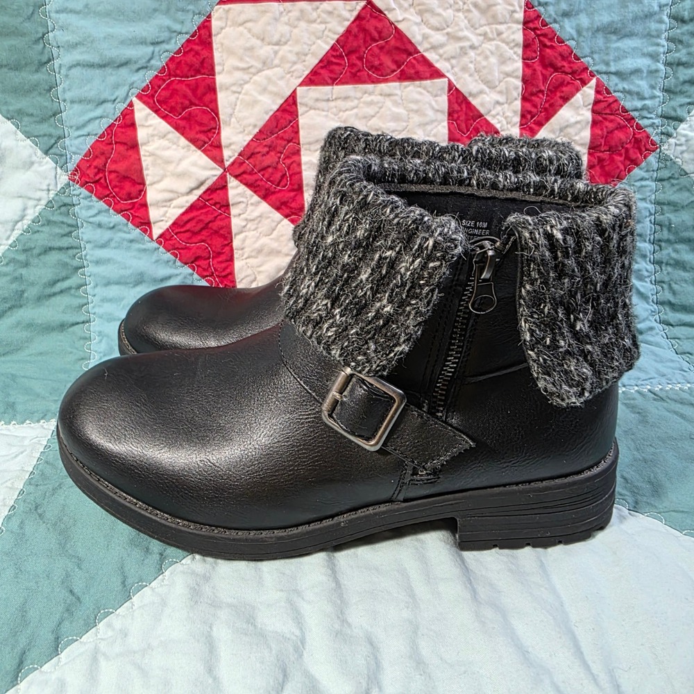 Unionbay Engineer Black Ankle Boots Gray Sweater Cuff Buckle Womens 10M